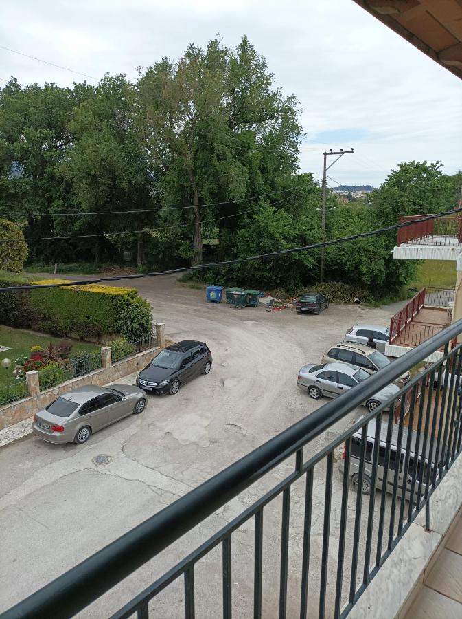 Teo's 2 persons Studio Deluxe Patras Exterior foto